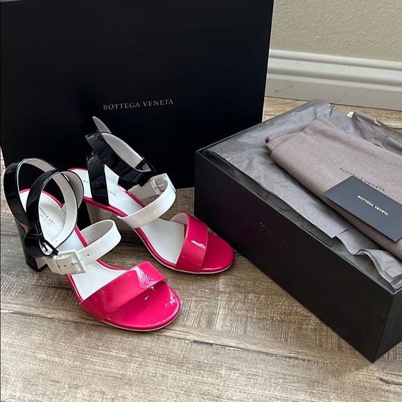 Bottega Veneta Shoes - Brand new BOTTEGA VENETA Sandal Pelle S. Cuoio